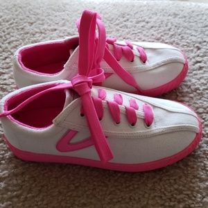 Girls Tretorn sneakers 13